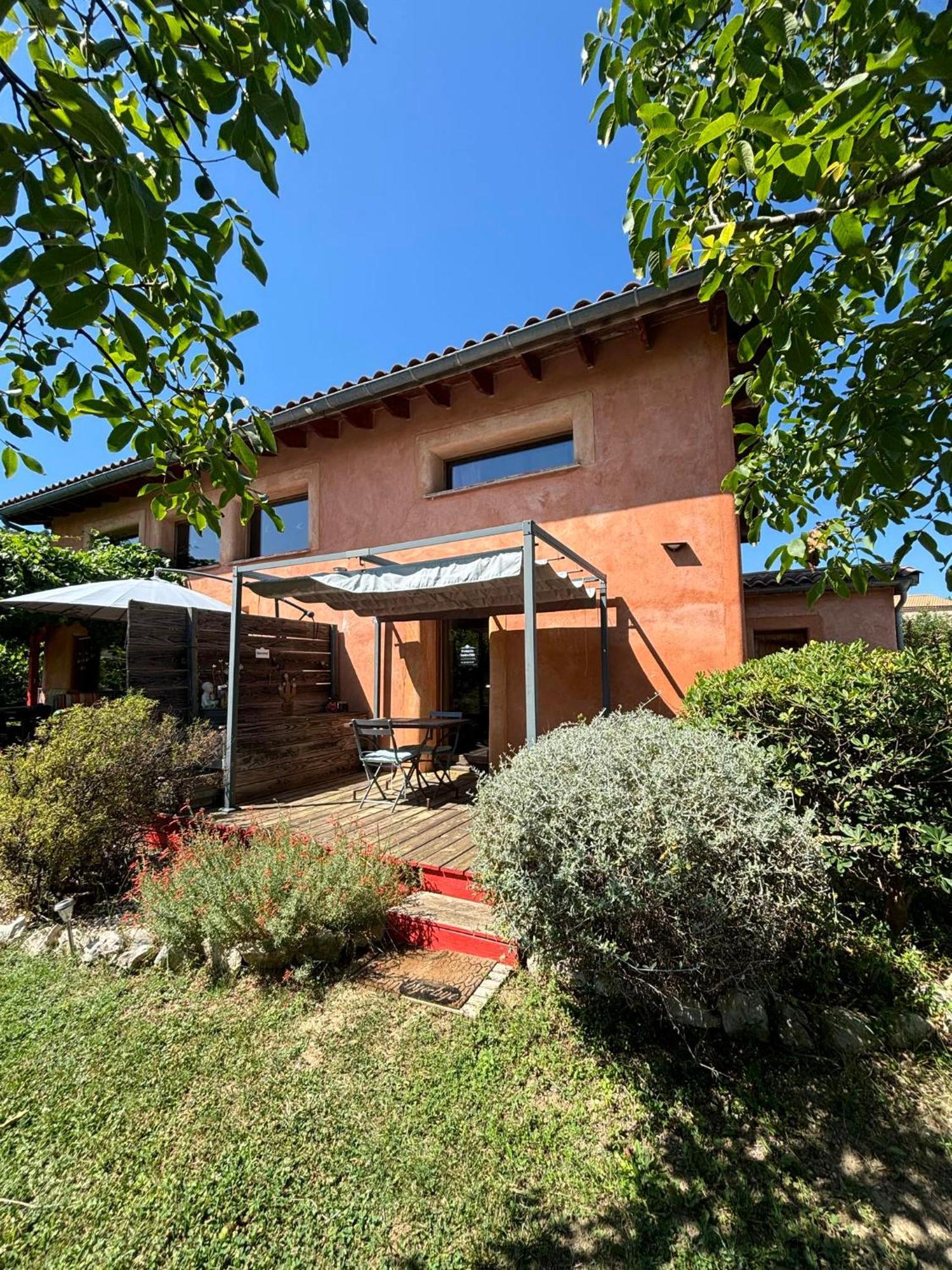 Brindepaille Bed and Breakfast Vallon-Pont-dʼArc Exteriör bild